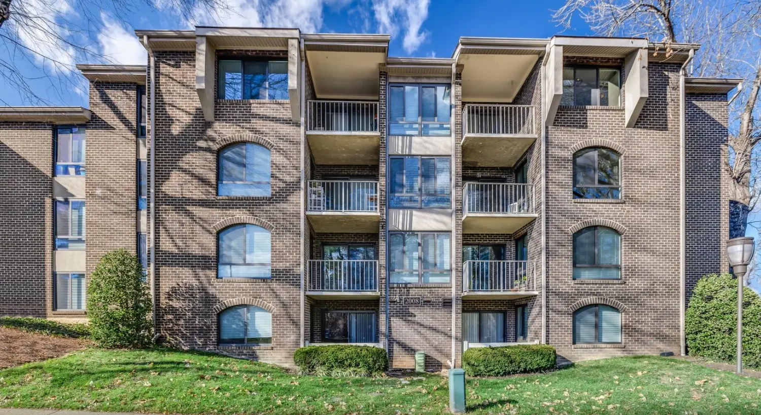 PeachTree Apartments View from the front